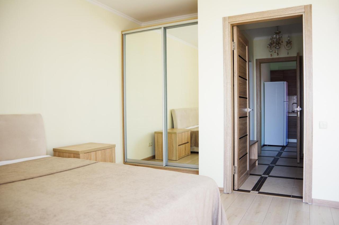 Chiernomorskie Apartamenty Odessa Exteriör bild